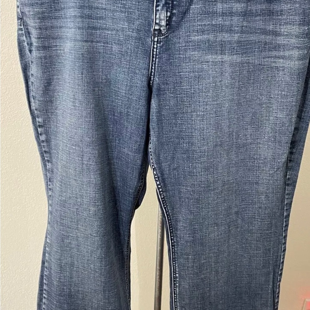 Laine Bryant Venezia jeans women’s size 24 44×29 boot cut blue stretch